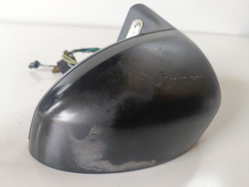 Recambio de retrovisor izquierdo para citroen c4 berlina kfu referencia OEM IAM   