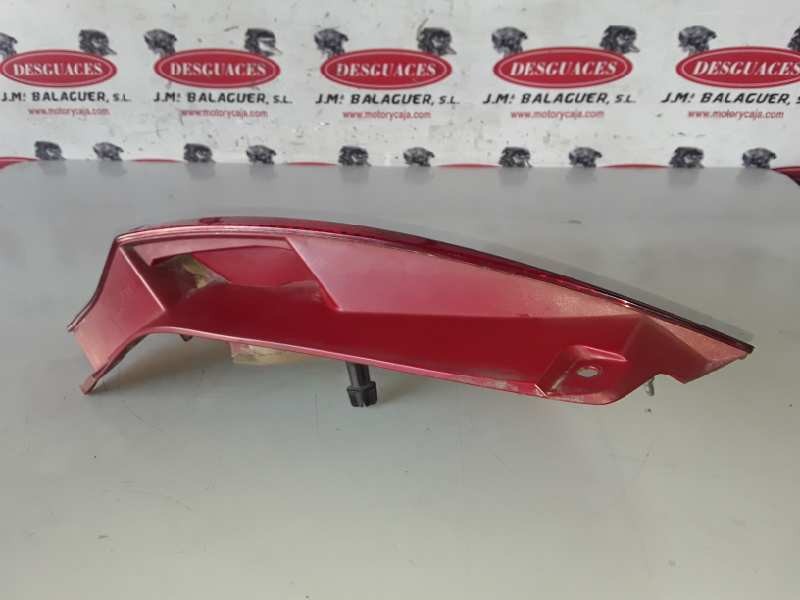 Recambio de piloto trasero izquierdo para ford fiesta (cb1) hhjc referencia OEM IAM 8A6113405AD  