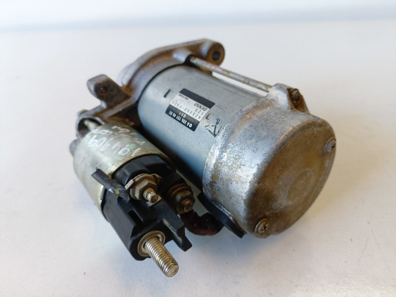 Recambio de motor arranque para mercedes-benz clase c (bm 204) berlina 646811 referencia OEM IAM A0061514601  
