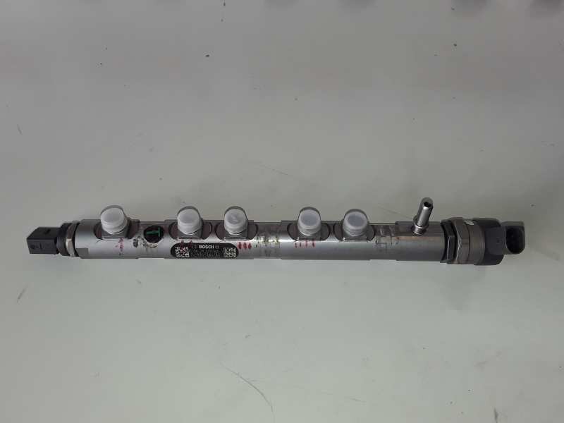 Recambio de rampa inyectora para bmw serie 3 berlina (e90) referencia OEM IAM 0445214131/779788201  