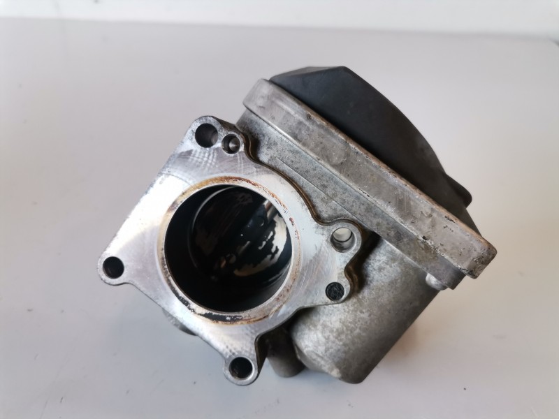 Recambio de caja mariposa para volkswagen polo iv (9n1) azq referencia OEM IAM 036133062N  