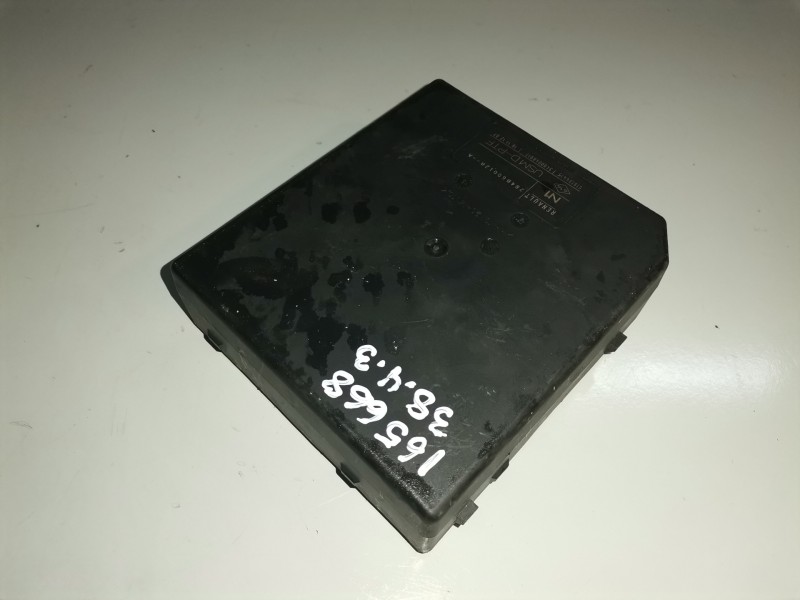 Recambio de caja reles / fusibles para renault laguna iii grandtour m9r742 referencia OEM IAM 284B60012RA  