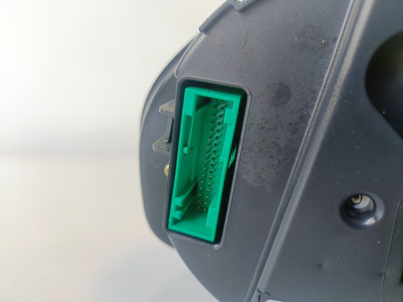 Recambio de cuadro instrumentos para volkswagen passat berlina (3b3) avf referencia OEM IAM 3B0920829A  