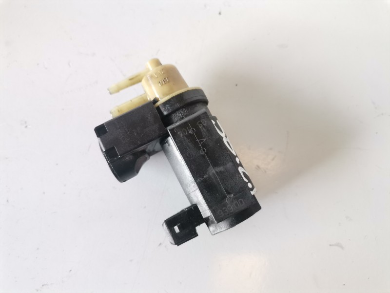 Recambio de valvula aire adicional para renault megane ii grandtour f9q800 referencia OEM IAM 8200486264/70115200  