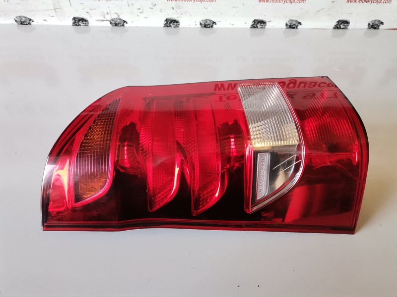 Recambio de piloto trasero izquierdo para mercedes-benz vito tourer (447) 651 referencia OEM IAM   