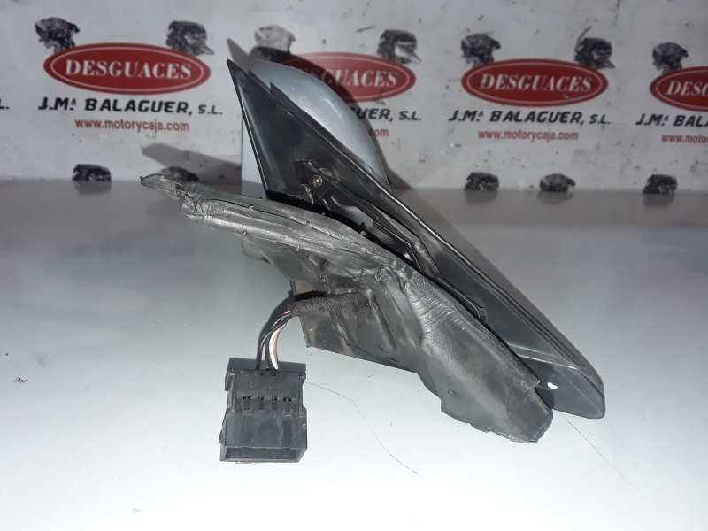 Recambio de retrovisor izquierdo para audi a4 avant (b5) afn referencia OEM IAM 010594  