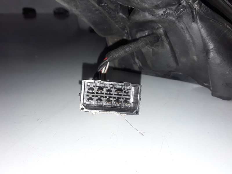 Recambio de retrovisor izquierdo para audi a4 avant (b5) afn referencia OEM IAM 010594  