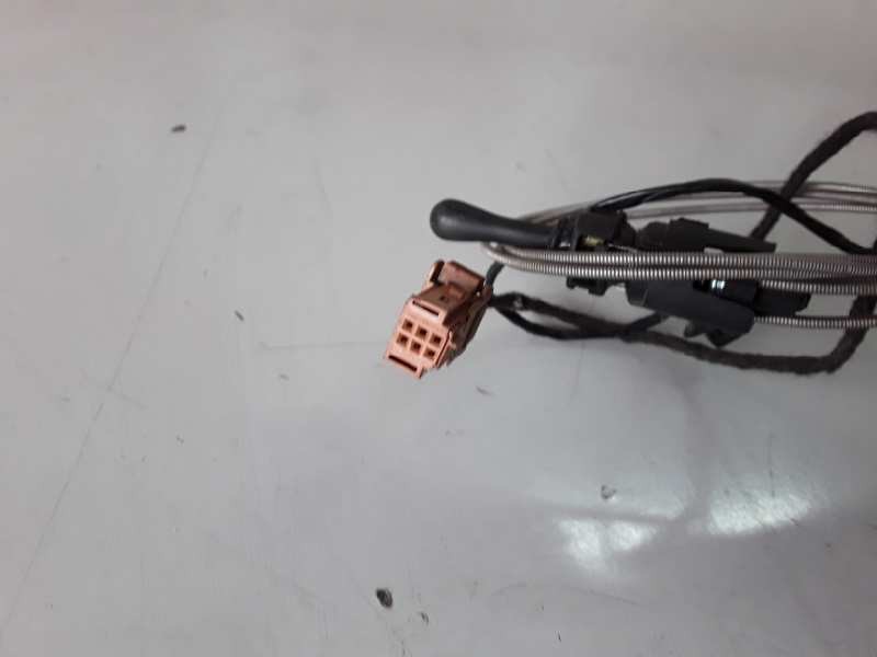 Recambio de retrovisor izquierdo para peugeot 207 8hz referencia OEM IAM 96805881XT  