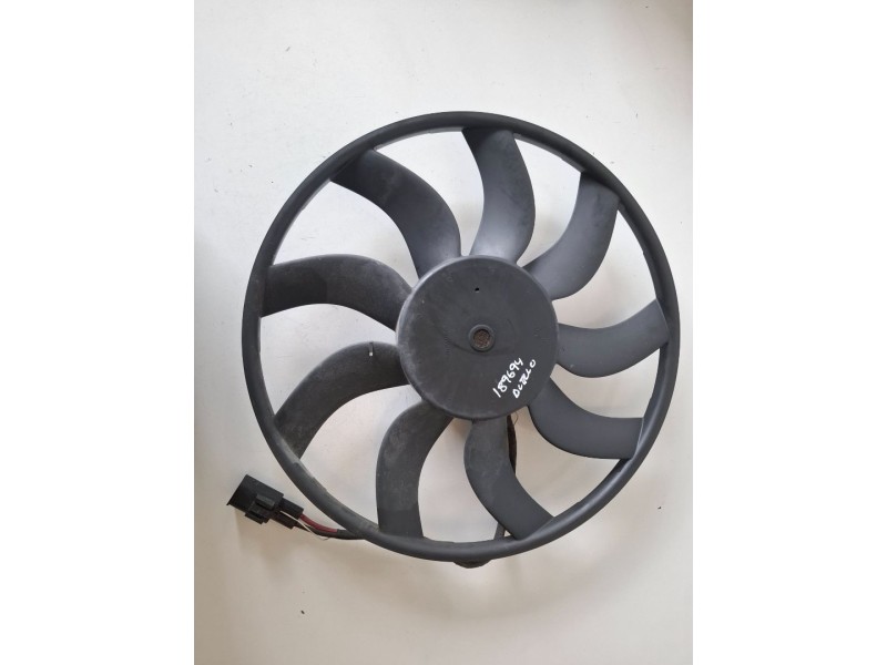 Recambio de electroventilador para bmw serie x6 (e71/72) s63b44a referencia OEM IAM 7766569027  