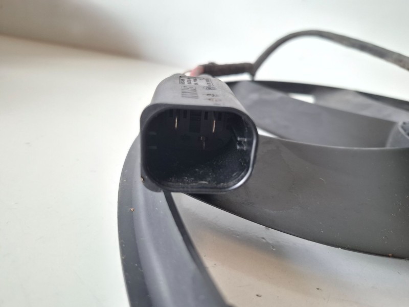 Recambio de electroventilador para bmw serie x6 (e71/72) s63b44a referencia OEM IAM 7766569027  
