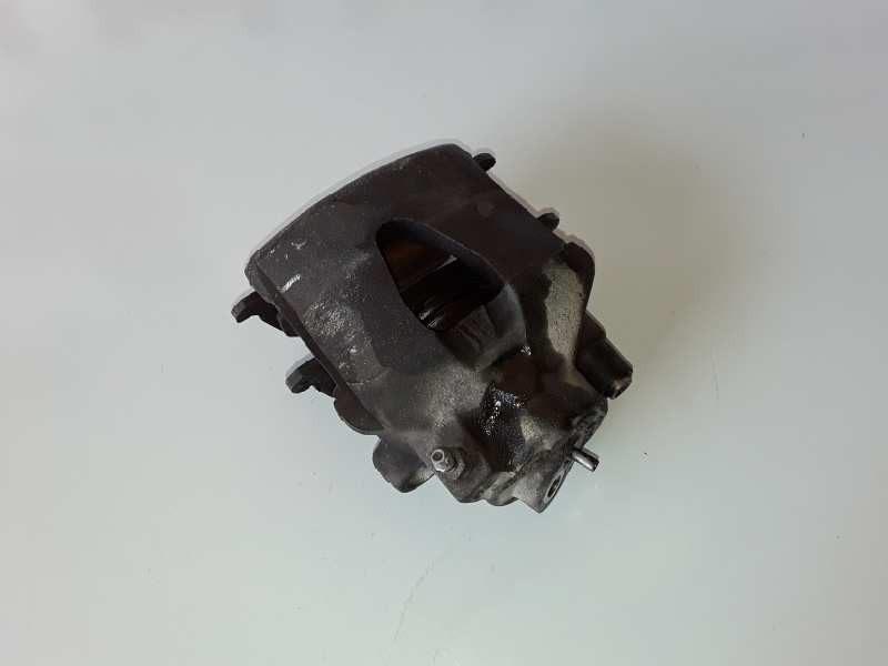 Recambio de pinza de freno delantera izquierda para seat leon (1p1) cayc referencia OEM IAM   