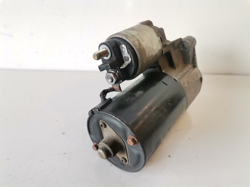 Recambio de motor arranque para volvo v40 familiar b4164s2 referencia OEM IAM 0001107067  