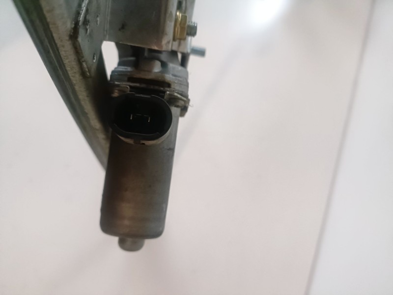 Recambio de elevalunas delantero derecho para nissan primastar (x83) f9q760 referencia OEM IAM 7700311821F  