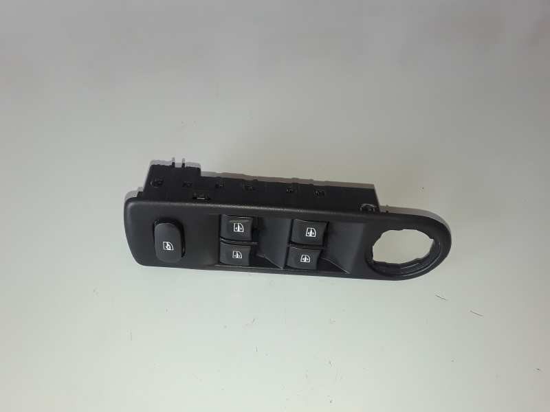 Recambio de mando elevalunas delantero izquierdo para renault captur i h5f412 referencia OEM IAM 254113300R/254116722A  