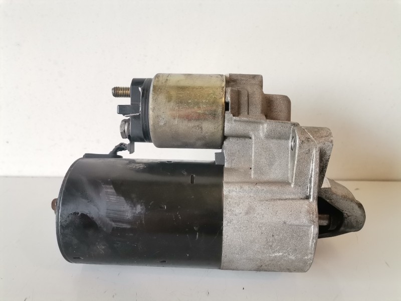 Recambio de motor arranque para volvo v40 familiar b4164s2 referencia OEM IAM 0001107067  