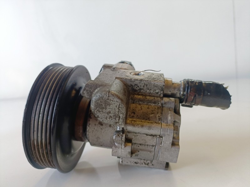 Recambio de bomba direccion para volkswagen polo iii (6n1) aee referencia OEM IAM 7691955220/032145157A  