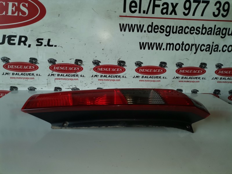 Recambio de piloto trasero derecho para ford fiesta (cbk) hhja referencia OEM IAM 2S5113A602A  
