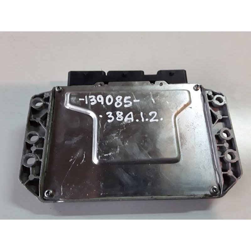 Recambio de centralita motor uce para renault scenic ii (jm) k4m766 referencia OEM IAM 8200509516/S3000/8200751638/215861639A  