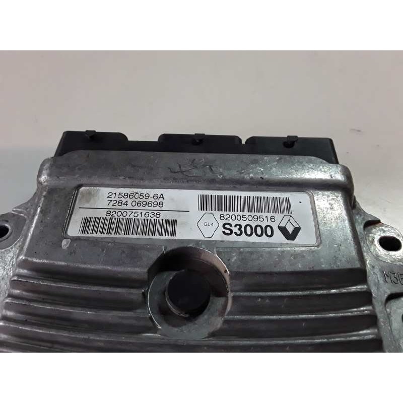 Recambio de centralita motor uce para renault scenic ii (jm) k4m766 referencia OEM IAM 8200509516/S3000/8200751638/215861639A  