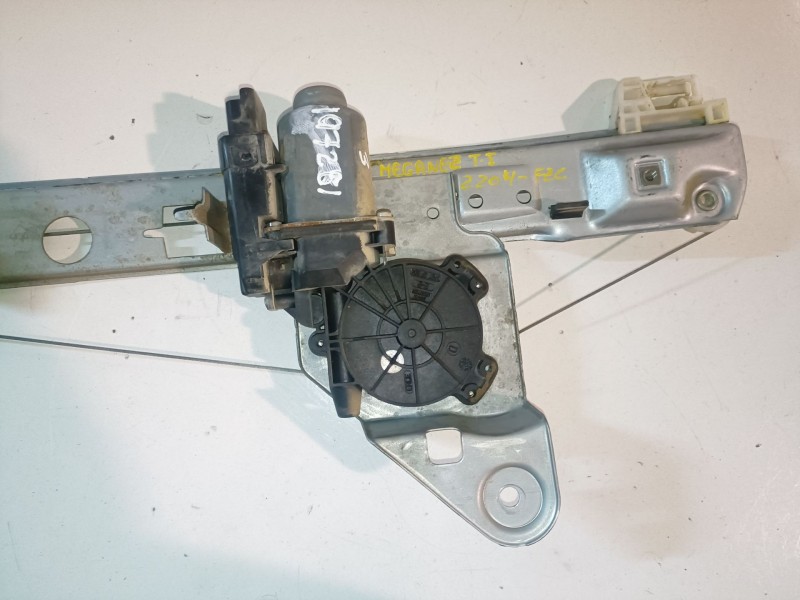 Recambio de elevalunas trasero izquierdo para renault megane ii grandtour f9q818 referencia OEM IAM   