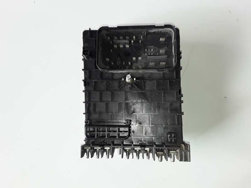 Recambio de caja reles / fusibles para volkswagen passat berlina (3c2) bkp referencia OEM IAM   