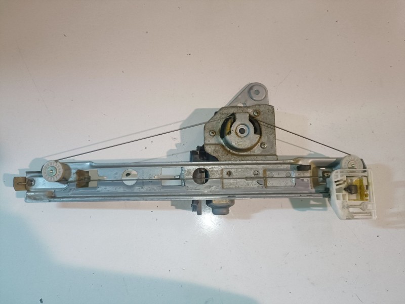 Recambio de elevalunas trasero izquierdo para renault megane ii grandtour f9q818 referencia OEM IAM   
