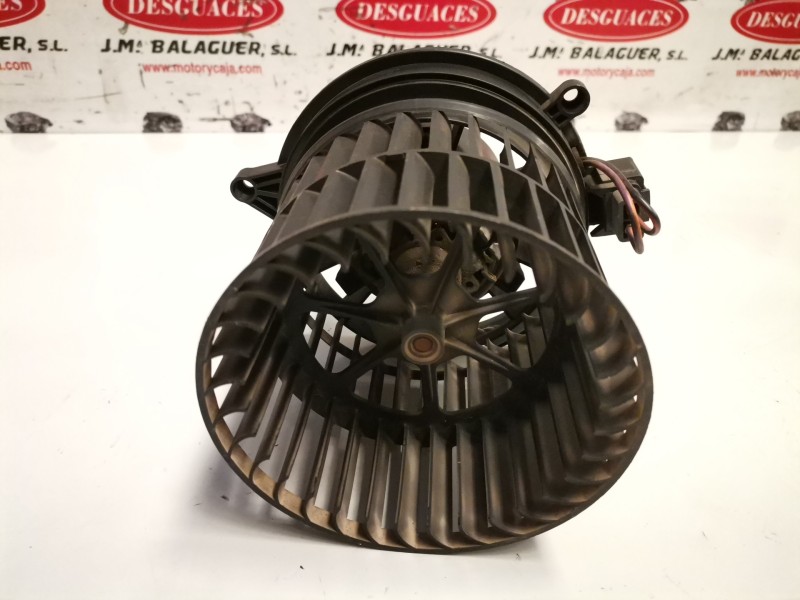 Recambio de ventilador calefaccion para ford fiesta (cbk) hhja referencia OEM IAM 2S6H18456AD  