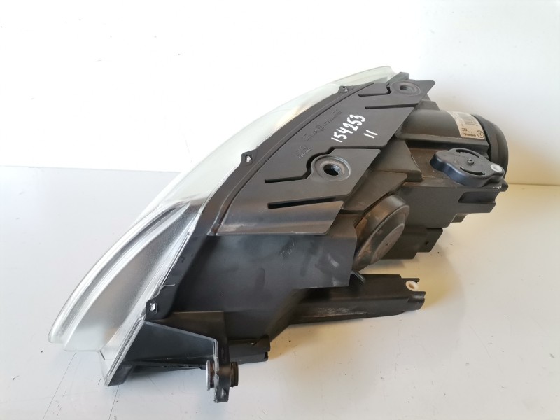Recambio de faro derecho para volkswagen passat berlina (3c2) bkp referencia OEM IAM 3C0941006M  