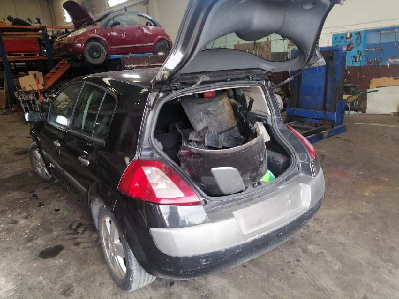 renault megane ii berlina 5p del año 2004