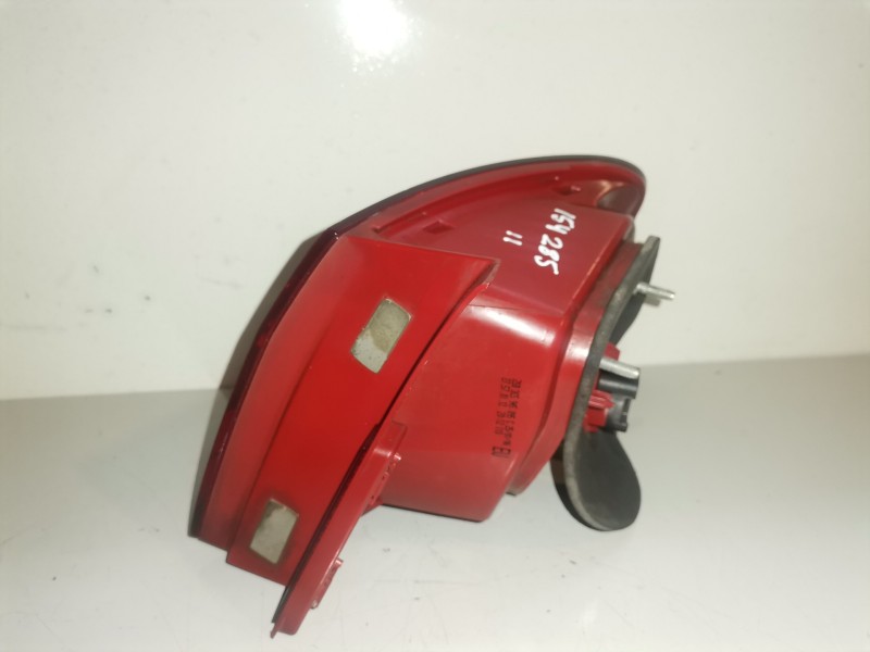 Recambio de piloto trasero izquierdo para volkswagen passat berlina (3c2) bkp referencia OEM IAM 3C5945095C  