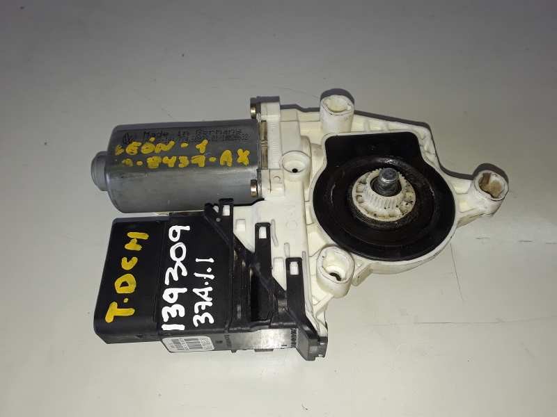 Recambio de motor elevalunas trasero derecho para seat toledo (1m2) ahf referencia OEM IAM 101482202/1J4959812C  
