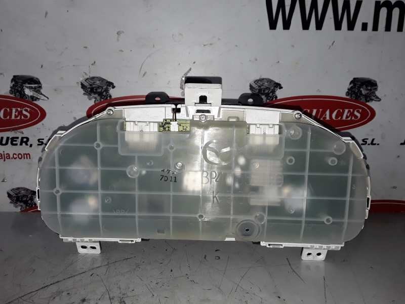 Recambio de cuadro instrumentos para mazda 3 berlina (bk) y6 referencia OEM IAM 8LBS3PA  