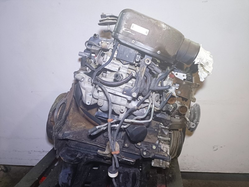 Recambio de motor completo para nissan terrano ii (r20) ka24e referencia OEM IAM KA24E  