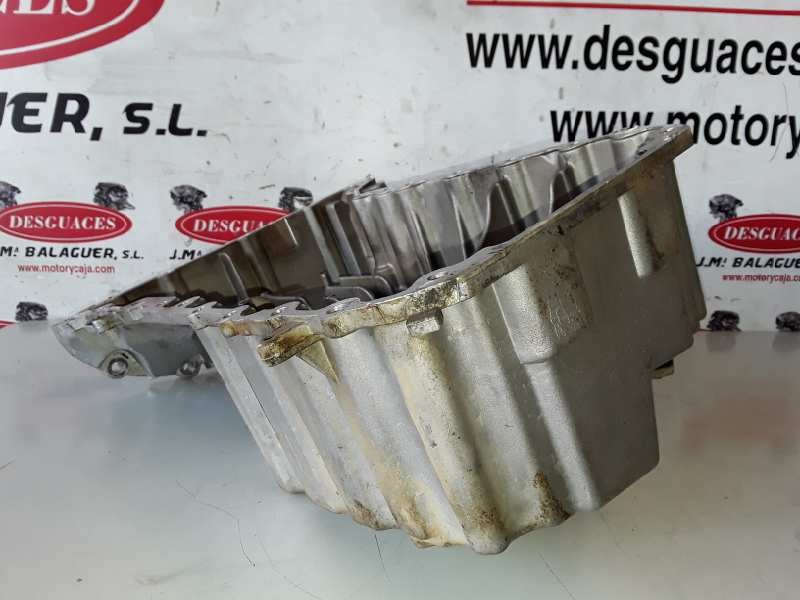 Recambio de carter para volkswagen touareg (7la) referencia OEM IAM 070103603H  