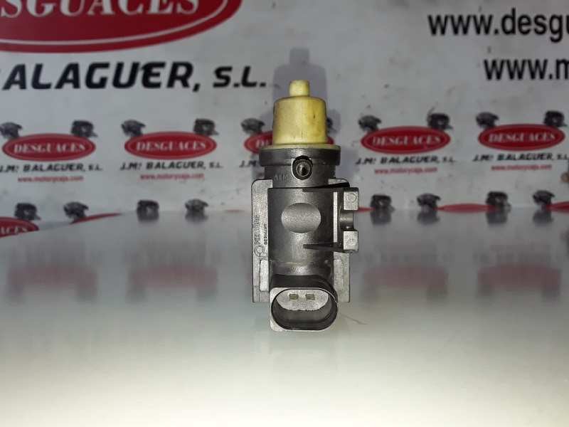 Recambio de valvula aire adicional para volkswagen passat berlina (3b3) awx referencia OEM IAM 70218400  