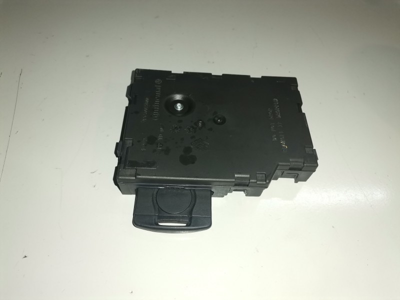 Recambio de conmutador de arranque para renault clio iv k9k628 referencia OEM IAM 285904179R  