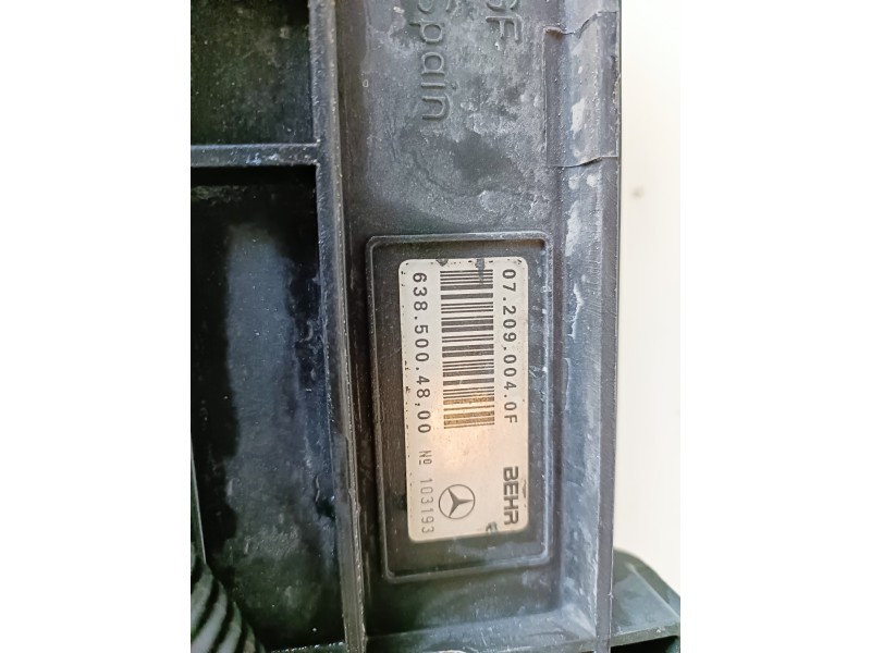Recambio de electroventilador para mercedes-benz vito furgón (638) 611980 referencia OEM IAM 072090040F / 6385004800  