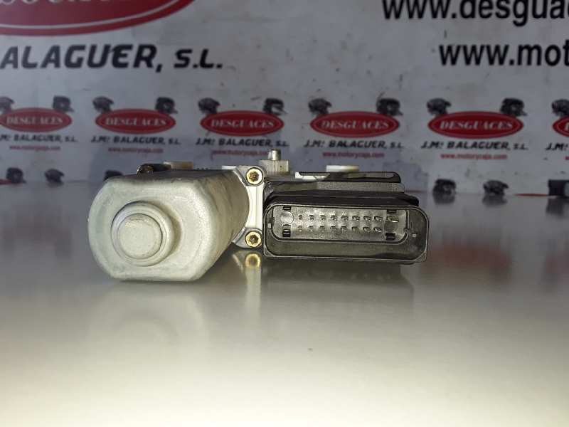 Recambio de motor elevalunas trasero derecho para seat leon (1m1) akl referencia OEM IAM 101438203  