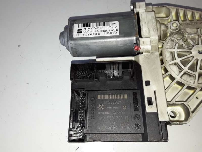 Recambio de motor elevalunas delantero izquierdo para seat toledo (5p2) bkd referencia OEM IAM 5P0837401N / 1T0959701G / 1K09597