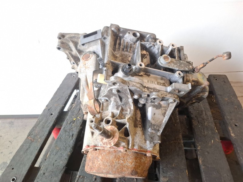 Recambio de caja cambios para citroen c 15 161a referencia OEM IAM 20TE11  