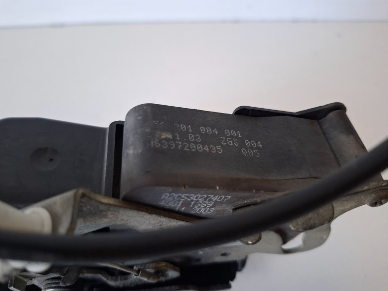 Recambio de cerradura puerta delantera izquierda para mercedes-benz vito basic-kombi (639) 646982 referencia OEM IAM A2C53027407