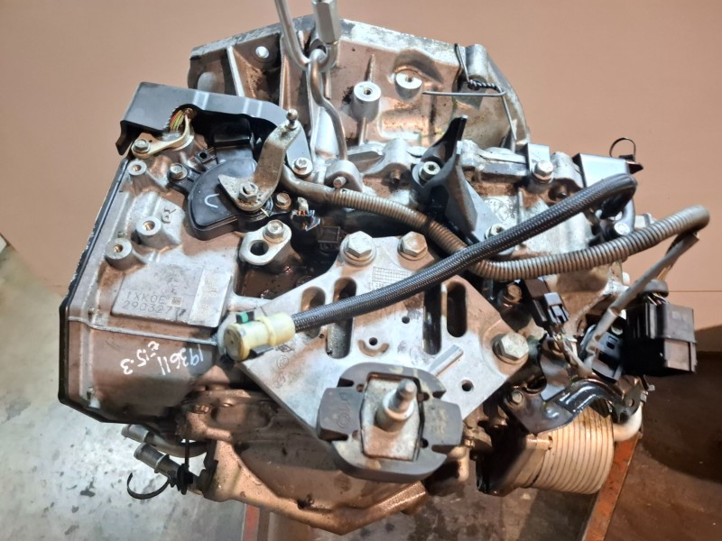 Recambio de caja cambios para renault latitude m9r817 referencia OEM IAM AJ0004  