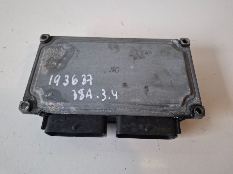 Recambio de centralita cambio automatico para renault latitude m9r817 referencia OEM IAM 310320117R  
