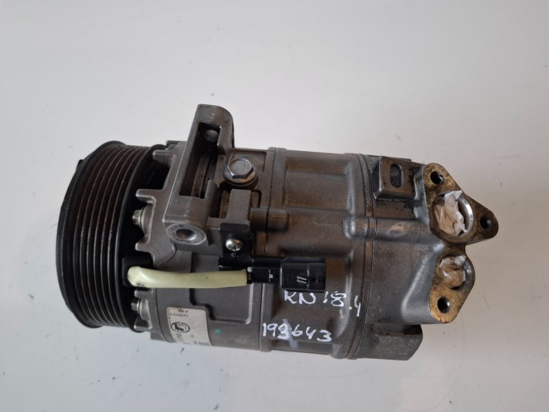 Recambio de compresor aire acondicionado para renault latitude m9r817 referencia OEM IAM 813765  