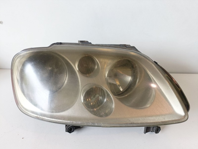 Recambio de faro derecho para volkswagen touran (1t1) avq referencia OEM IAM 1T0941006D  