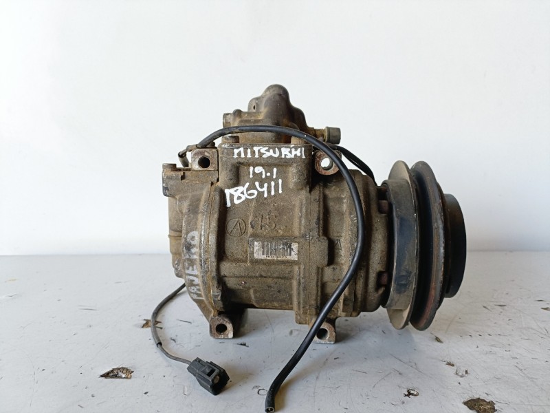 Recambio de compresor aire acondicionado para mitsubishi montero (v20/v40) 4m40 referencia OEM IAM 4472000538  