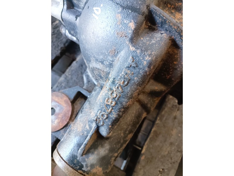 Recambio de diferencial delantero para mitsubishi montero (v60/v70) 4d56 referencia OEM IAM MR453792  