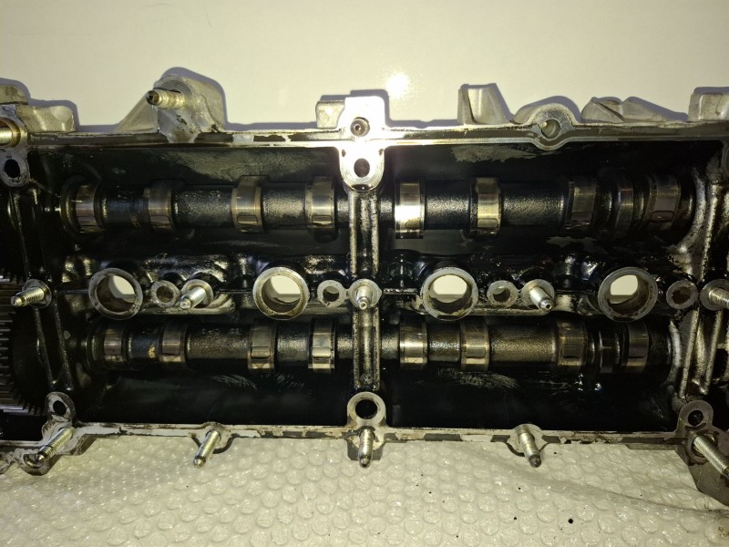 Recambio de culata para opel astra j berlina 5p a20dth referencia OEM IAM 55571949  
