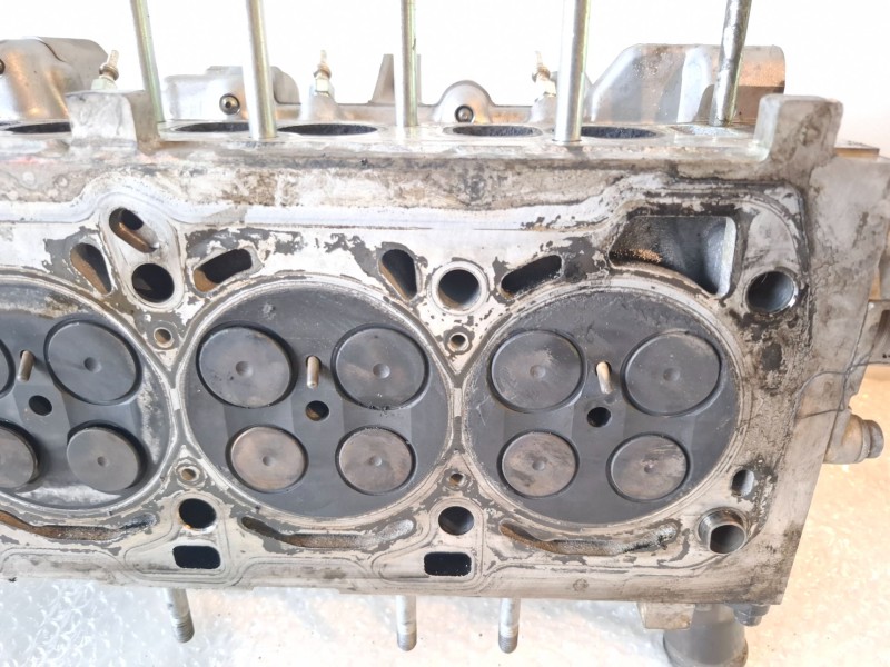 Recambio de culata para opel astra j berlina 5p a20dth referencia OEM IAM 55571949  