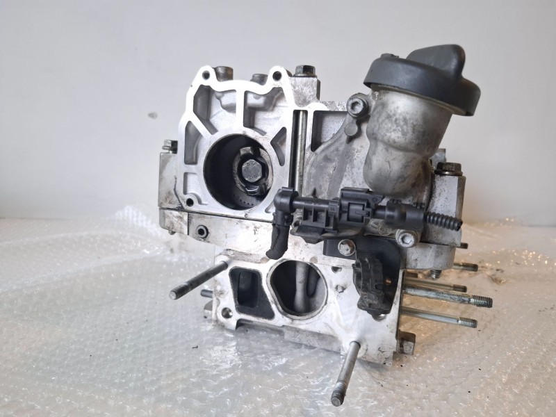 Recambio de culata para opel astra j berlina 5p a20dth referencia OEM IAM 55571949  
